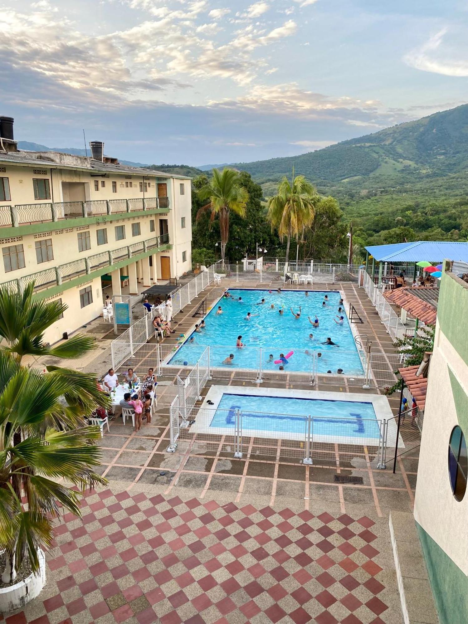 Club Vacacional Copen Hotel Tocaima Exterior foto