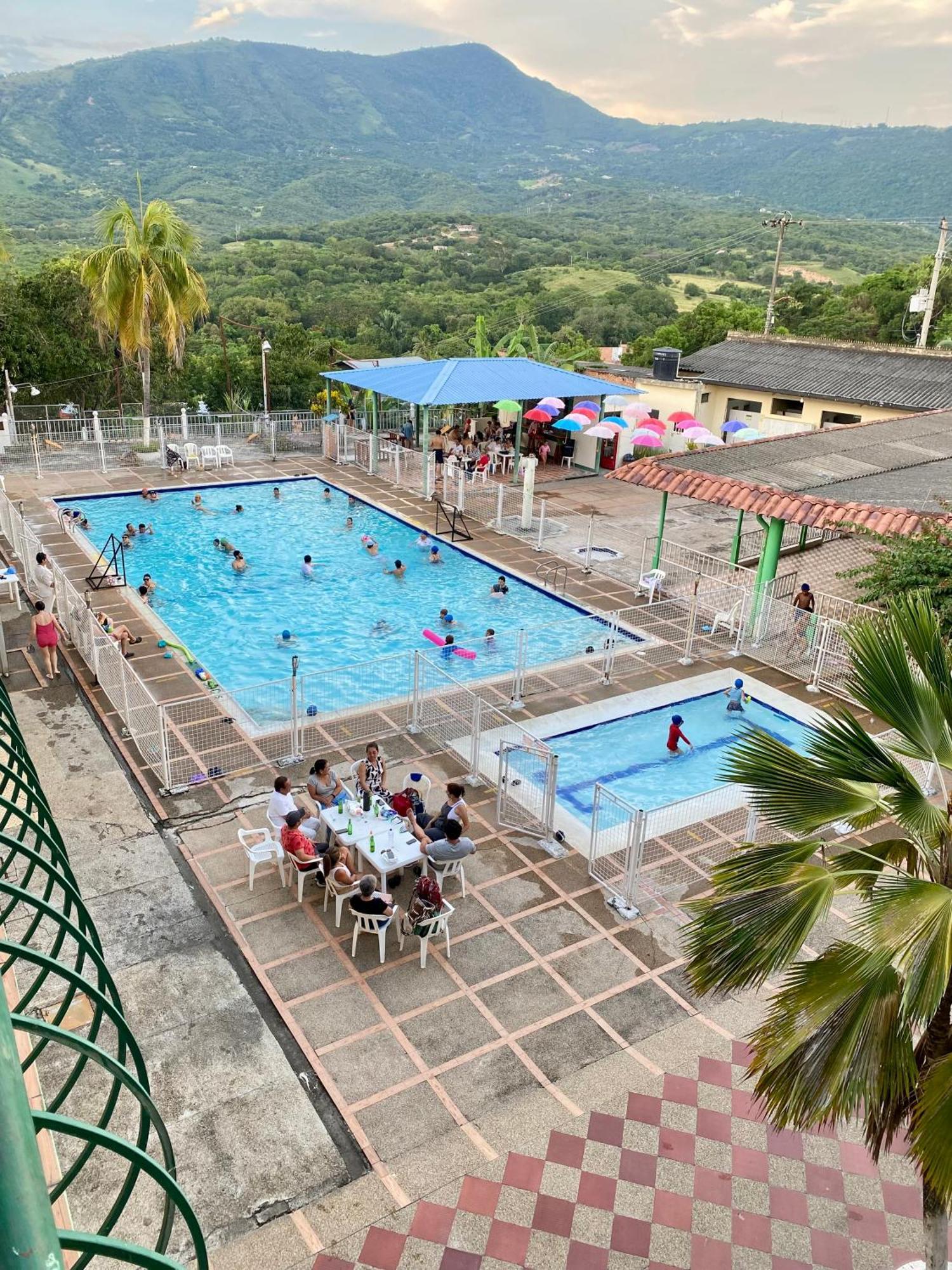 Club Vacacional Copen Hotel Tocaima Exterior foto