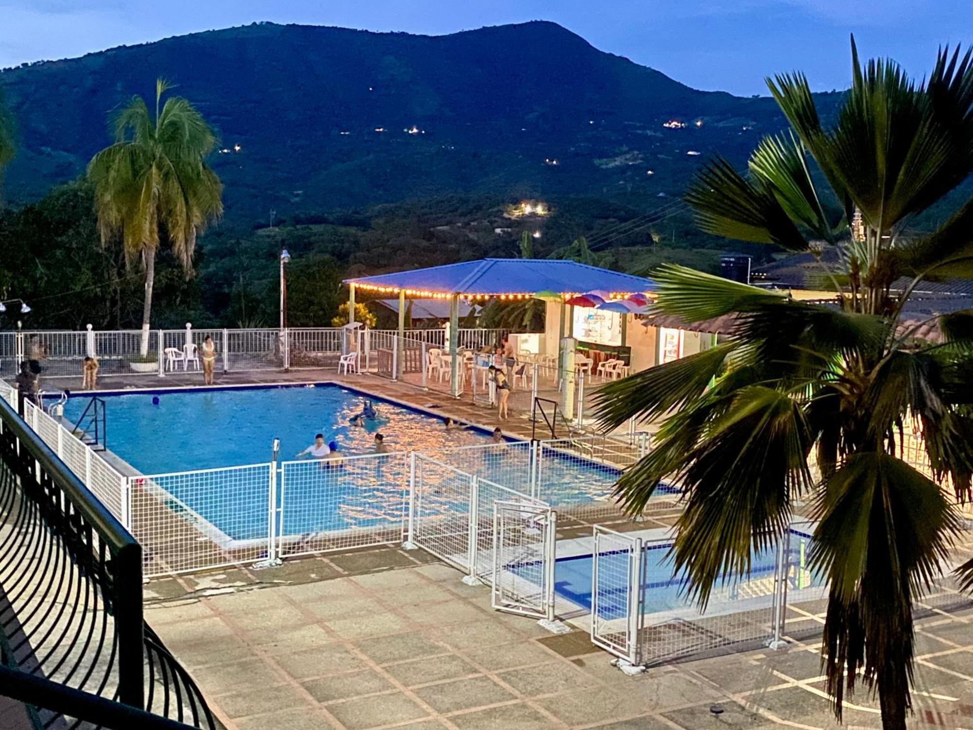 Club Vacacional Copen Hotel Tocaima Exterior foto